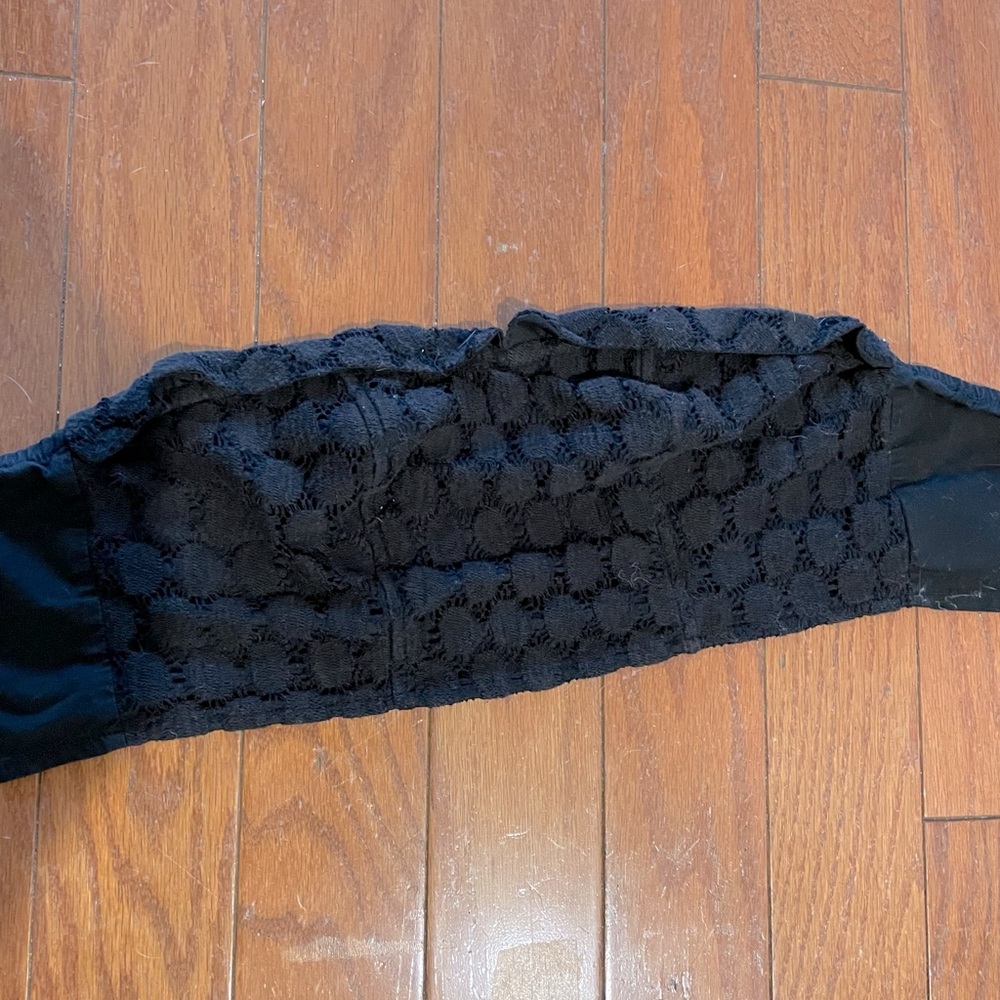 Pins + needles small black lace crop top/bandeau